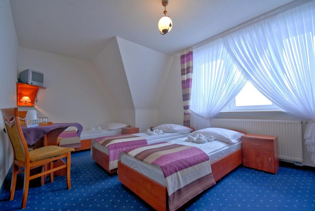 Dom Wczasowy Angelika Basen Jacuzzi Sauna W Cenie Pobytu Murzasichle Exterior photo